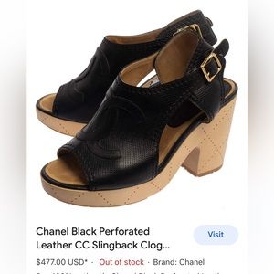 Chanel black leather sandals with gold hardware